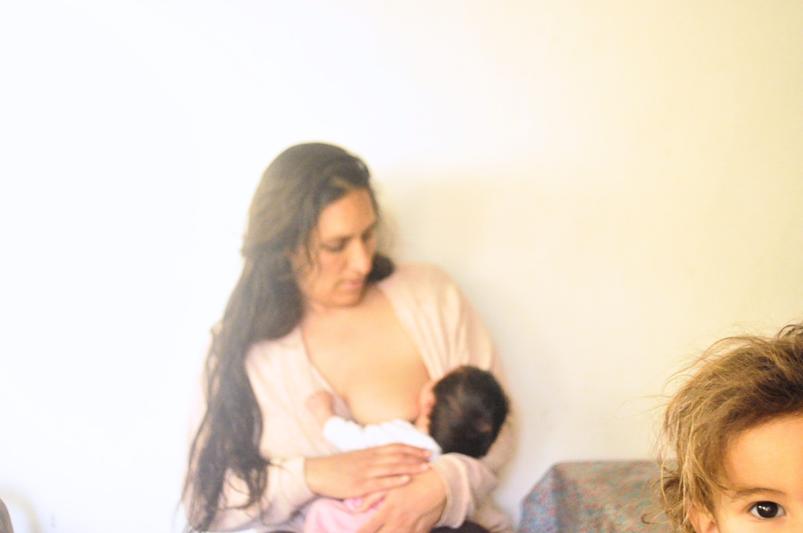 La culpa que te agota: por qué aparece en la maternidad y cómo dejar de vivir desde ella